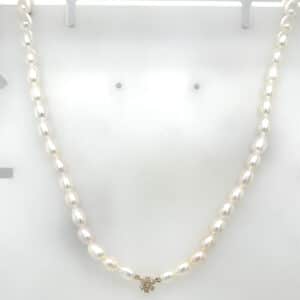 9ct fresh water pearls & diamond necklace